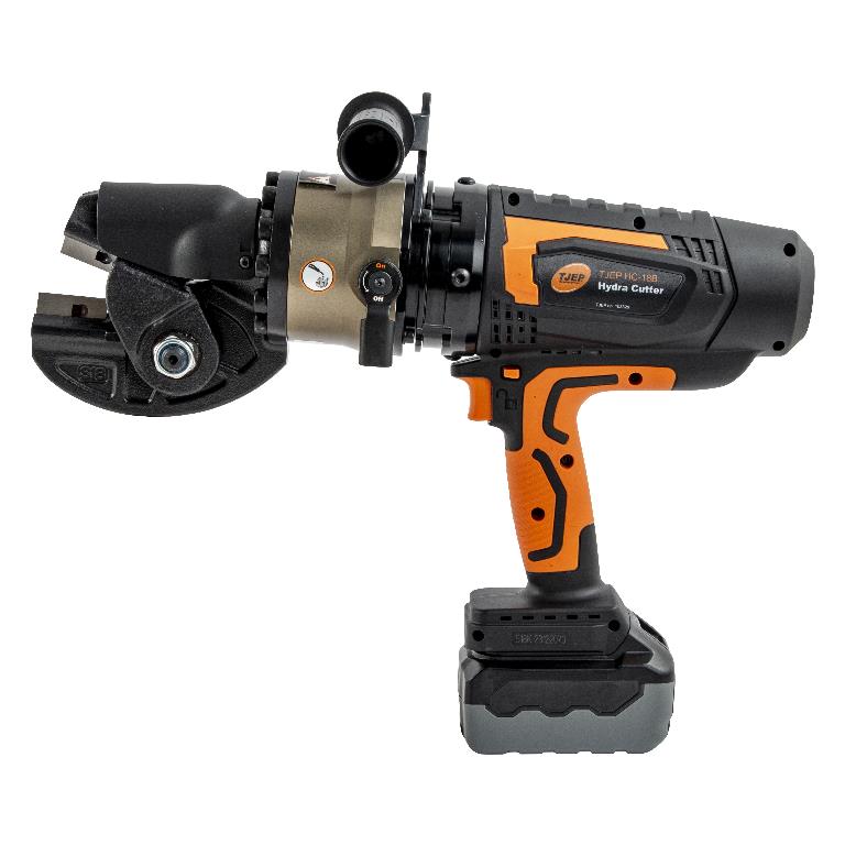 3699